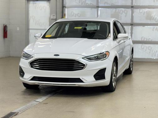 2019 Ford Fusion SEL