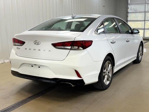 2018 Hyundai SONATA SEL