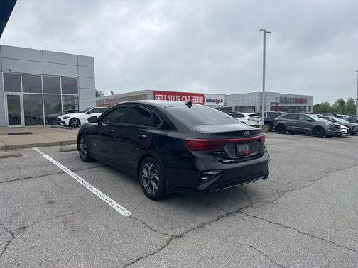 Aurora Black 2021 Kia Forte LXS