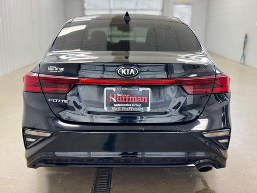 Aurora Black 2021 Kia Forte LXS