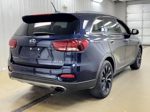 2020 Kia Sorento EX