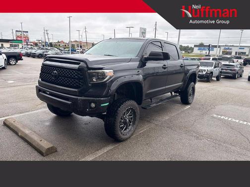 Black 2014 Toyota Tundra SR5