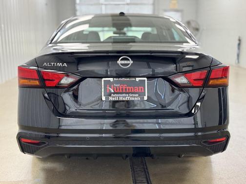 2025 Nissan Altima S FWD