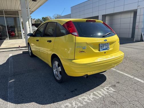 2005 Ford Focus ZX5