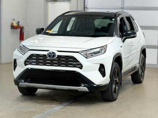 Blizzard Pearl w/Midnight Black Roof 2020 Toyota RAV4 Hybrid SE