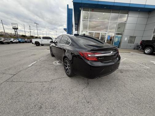 2017 Buick Regal Turbo Sport Touring