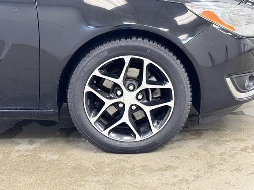 2017 Buick Regal Turbo Sport Touring