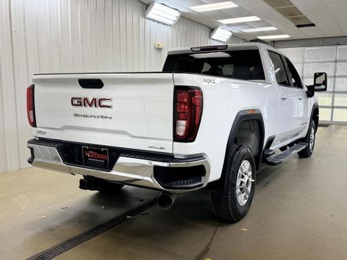 2026 GMC Sierra 2500 SLE