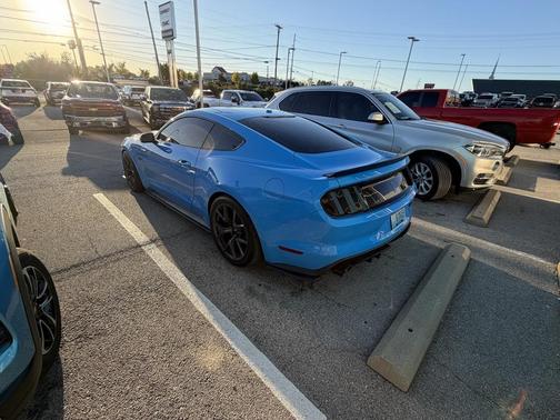 2017 Ford Mustang GT Premium