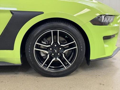 2020 Ford Mustang EcoBoost