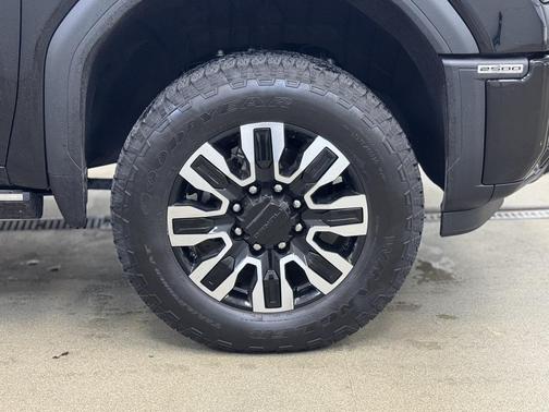 2025 GMC Sierra 2500 Denali Ultimate