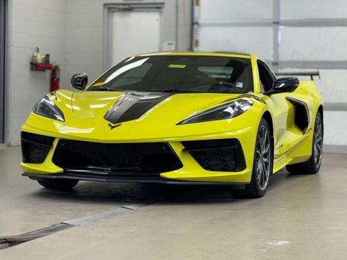 Accelerate Yellow Metallic 2024 Chevrolet Corvette Stingray w/3LT