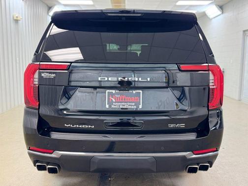 2025 GMC Yukon Denali Ultimate