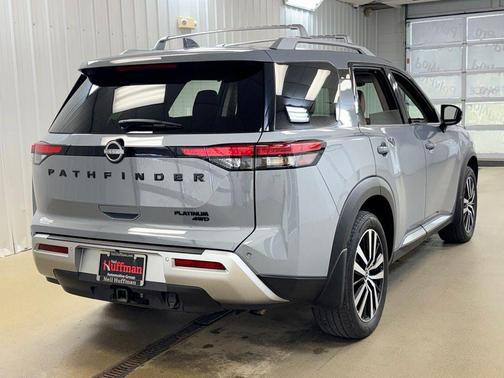 Boulder Gray Pearl 2023 Nissan Pathfinder Platinum 4WD
