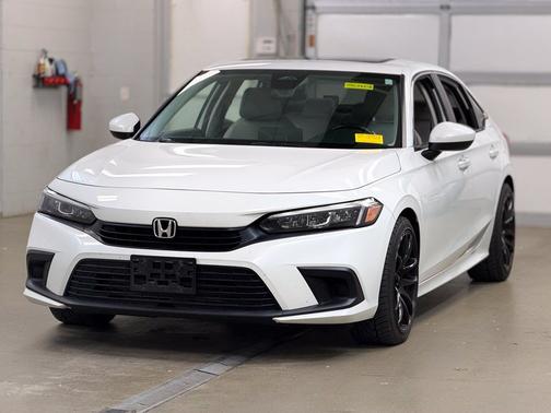 Platinum White Pearl 2022 Honda Civic EX