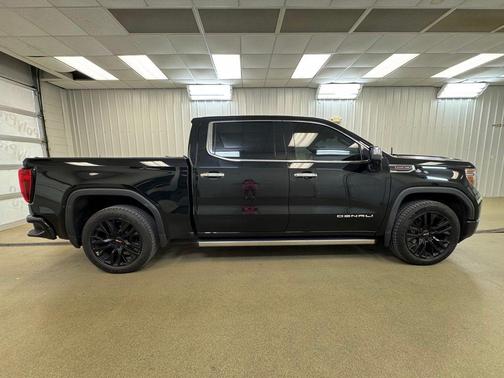 Onyx Black 2021 GMC Sierra 1500 Denali