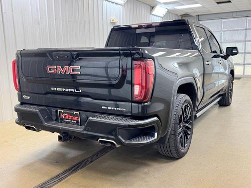 Onyx Black 2021 GMC Sierra 1500 Denali