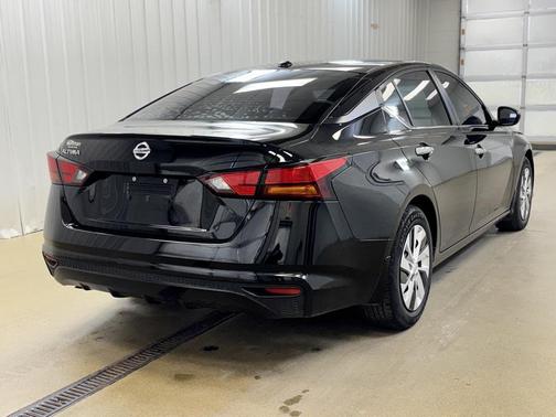 2020 Nissan Altima S FWD