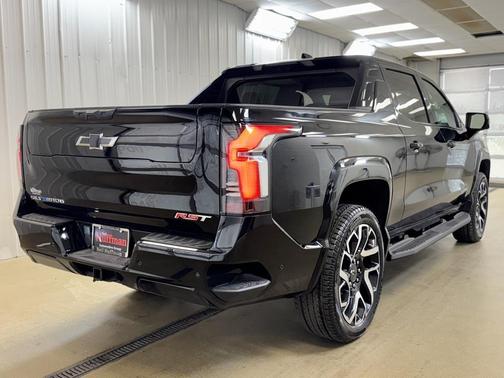2024 Chevrolet Silverado EV First-Edition RST 4WD