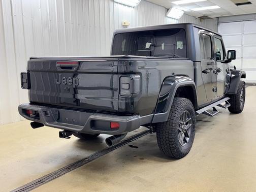2024 Jeep Gladiator Sport S