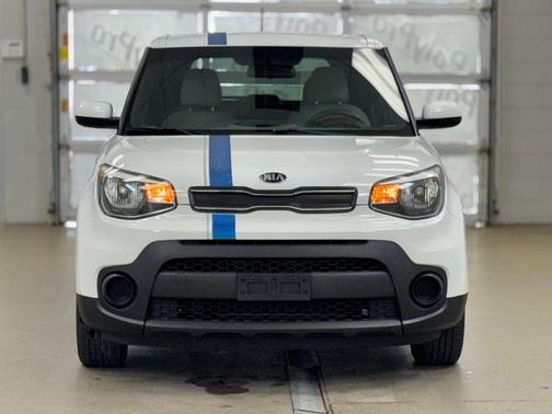 2017 Kia Soul Base