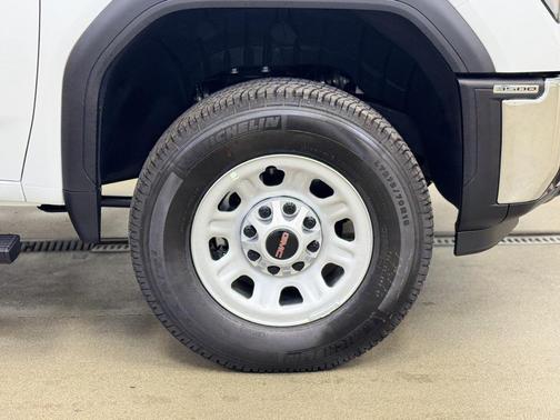 2025 GMC Sierra 3500 Base