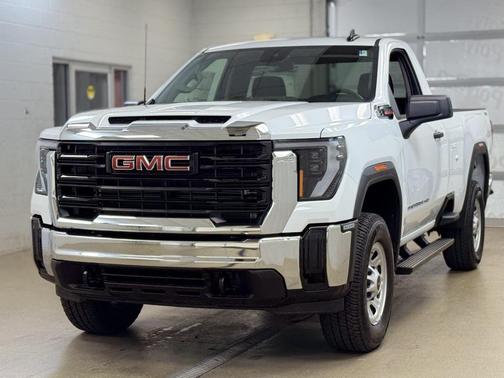 2025 GMC Sierra 3500 Base