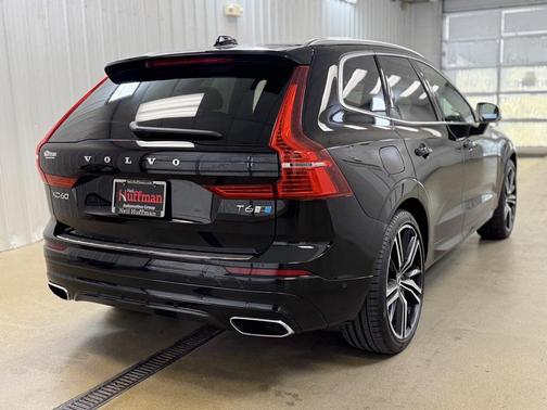 2019 Volvo XC60 T6 R-Design