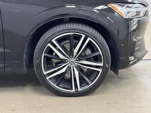 2019 Volvo XC60 T6 R-Design