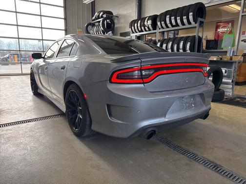2016 Dodge Charger SRT Hellcat