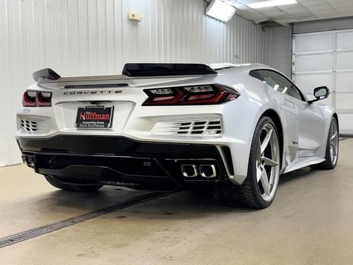2026 Chevrolet Corvette E-Ray Coupe, 1LZ, RWD