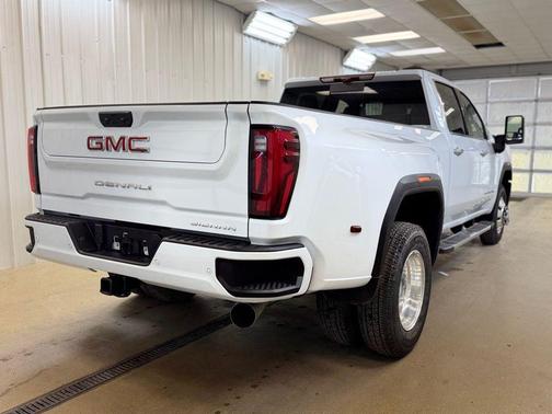 Glacier White Tricoat 2026 GMC Sierra 3500 Denali
