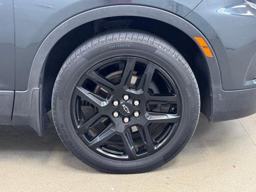 Graphite Metallic 2019 Chevrolet Blazer 1LT