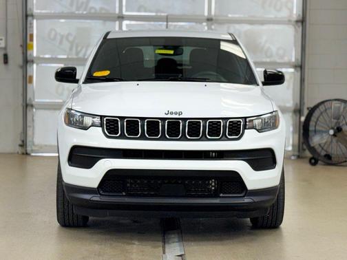 2025 Jeep Compass Sport
