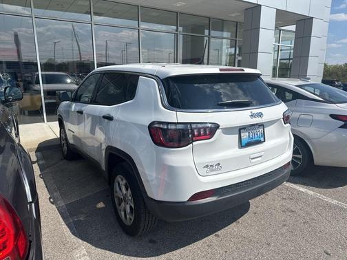 2025 Jeep Compass Sport