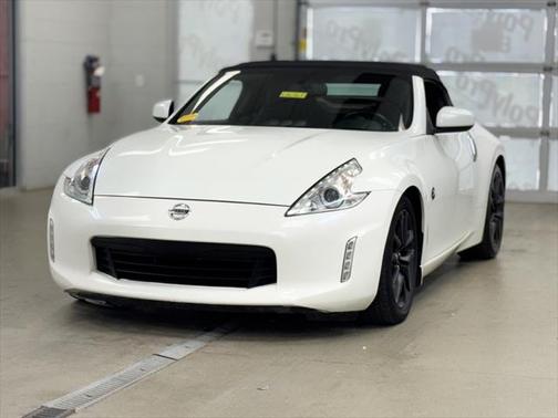 2016 Nissan 370Z Touring