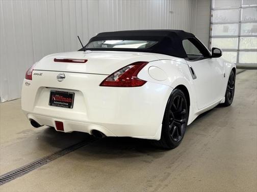 2016 Nissan 370Z Touring