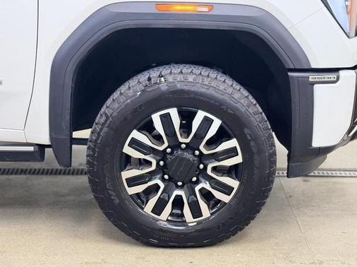 2025 GMC Sierra 3500 Denali