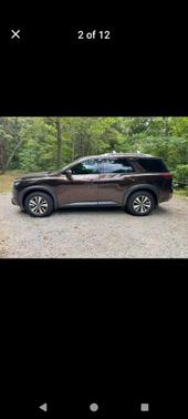 2022 Nissan Pathfinder SL 4WD
