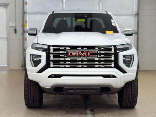 2024 GMC Canyon Denali