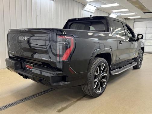 2025 GMC Sierra EV Extended Range Denali