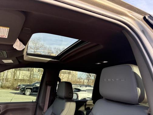 2022 GMC Sierra 2500 Denali