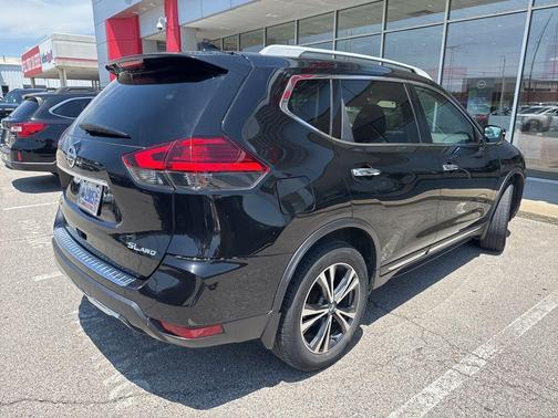 Magnetic Black 2017 Nissan Rogue SL
