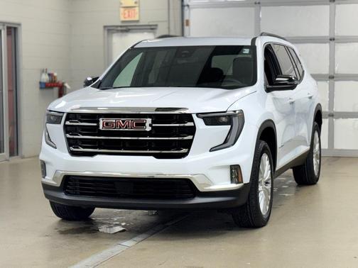 2026 GMC Acadia Elevation FWD