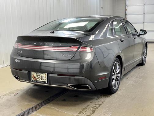 2017 Lincoln MKZ Base