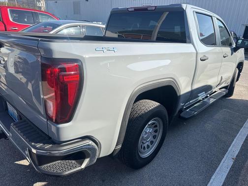 2024 GMC Sierra 1500 Pro