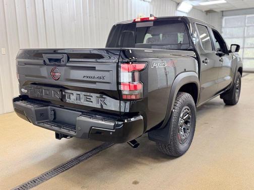 Super Black 2026 Nissan Frontier PRO-4X