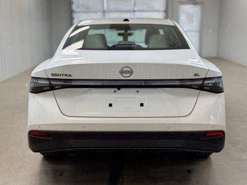 Aspen White Tricoat 2026 Nissan Sentra SL