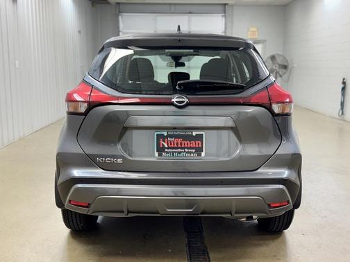2025 Nissan Kicks S