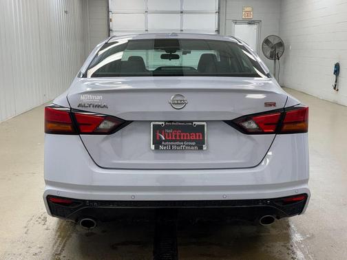 2024 Nissan Altima SR FWD